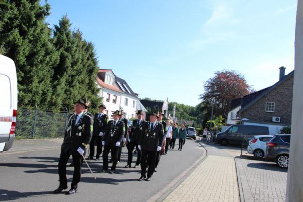 2017-sf-koeln-roggendorf-thenhoven-montag-0146F31B58C-2810-A536-0090-51950A5A5389.jpg